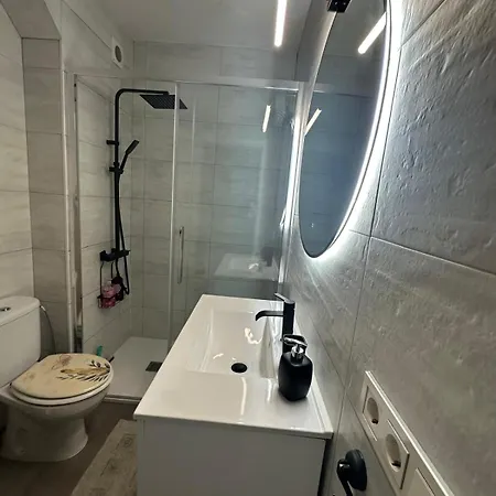 Happy Hideaway Διαμέρισμα *